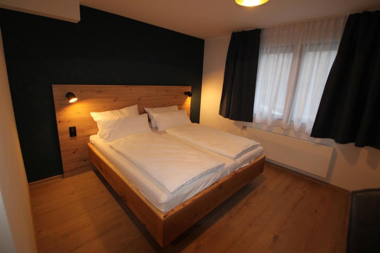 Der Hirsch Hotel Monschau Buitenkant foto